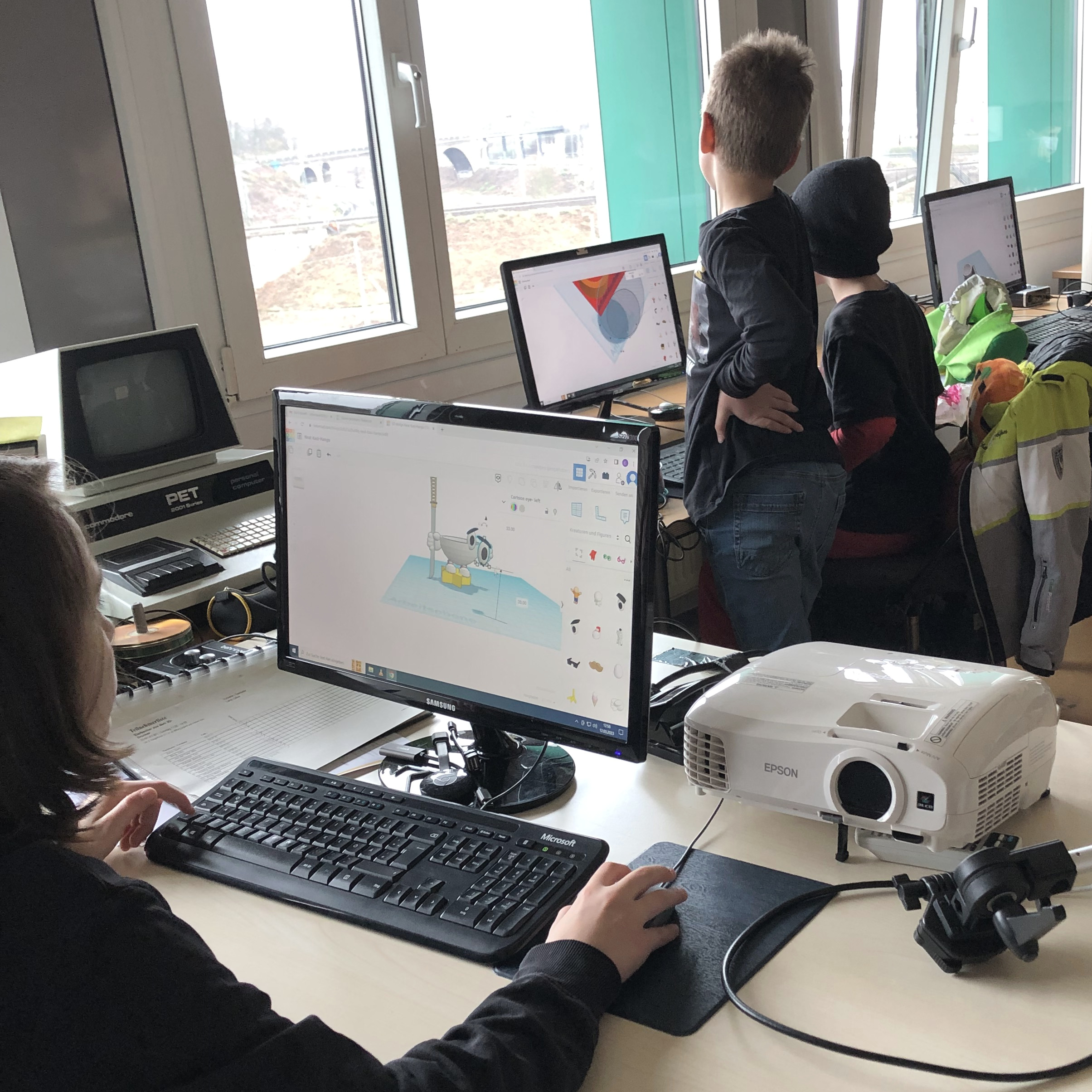 Kinder erstellen 3D-Modelle am Computer