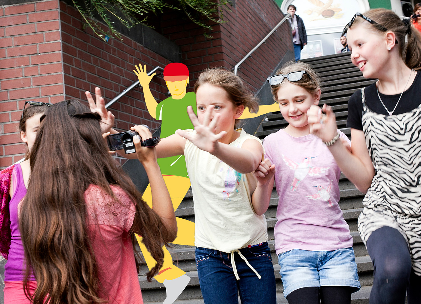 Kinder drehen ein Musikvideo zum Kindergeburtstag